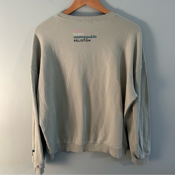 Peloton Heart Pullover Sweatshirt. Size Large. - Picture 3 of 11